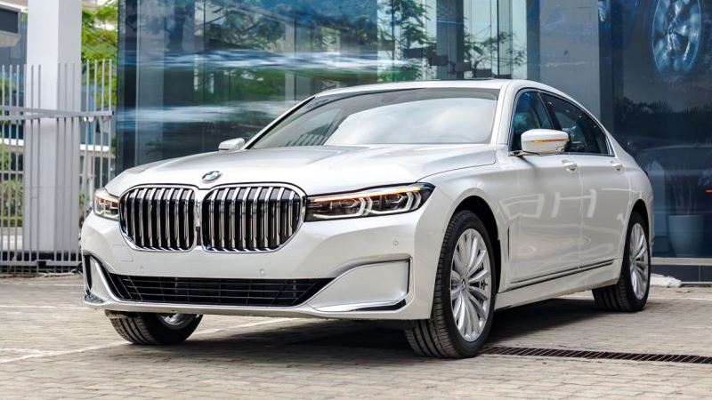 Ắc quy thay thế cho xe ô tô BMW 740Li