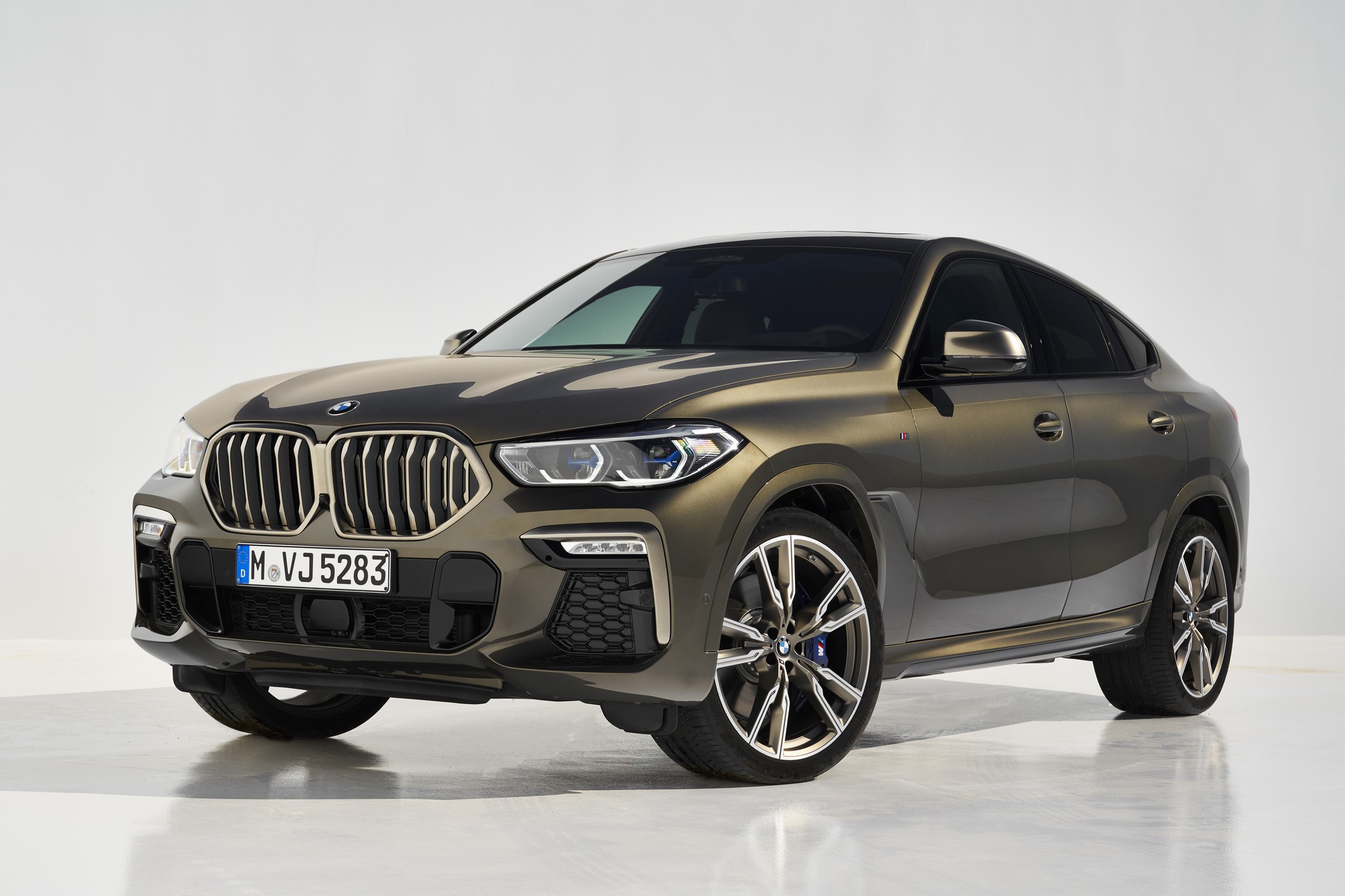 Ắc quy thay thế cho xe BMW X6 - Đại lý Acquydelkor.vn