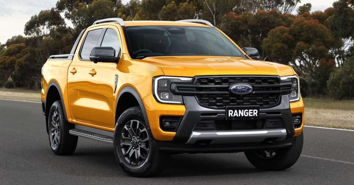 Ắc quy thay cho Ford Ranger 2.5