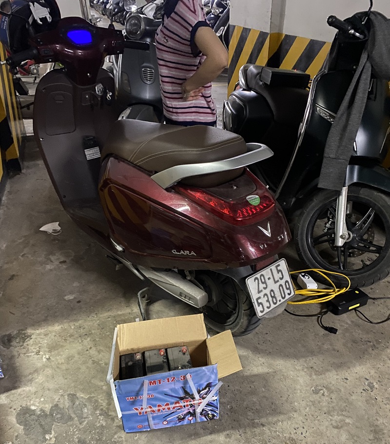 Thay ắc quy Vinfast Klara A2 tại Thanh Xuân